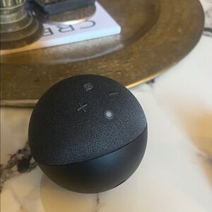 Echo Portable Speaker - Black and Gray